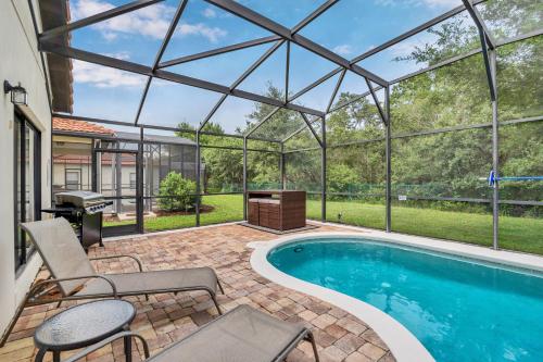 4BR Family Home - Private Pool BBQ And Games! - image 8