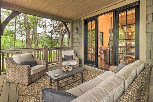 Rural Glenville Craftsman - Hike, Fish and Relax! in Glenville, USA