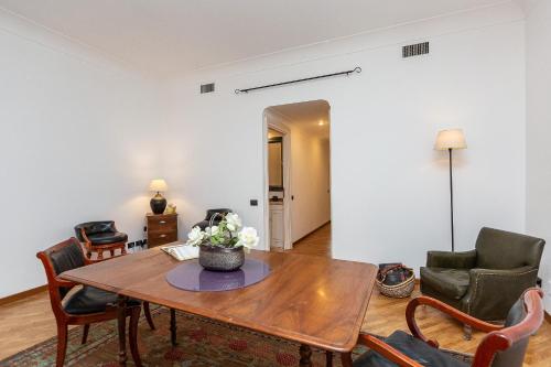 Amazing New Penthouse with terrace Jewish Ghetto - image 4