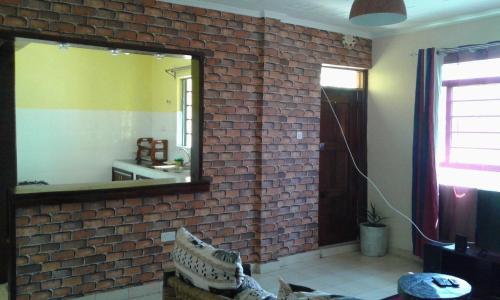 Hilda Blooms in Kisumu