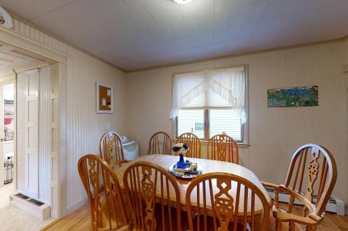 Home Away From Home - image 3
