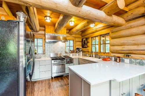 Chateau McClelland & Guest Cottage - image 3