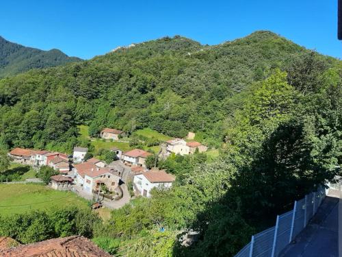  Casa preciosas vistas, ubicada en medio del Parque Natural de REDES, Asturias in Caso