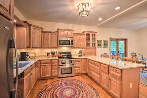 Quiet Riverfront Escape with Deck and Fly Fishing! in Sapphire, USA