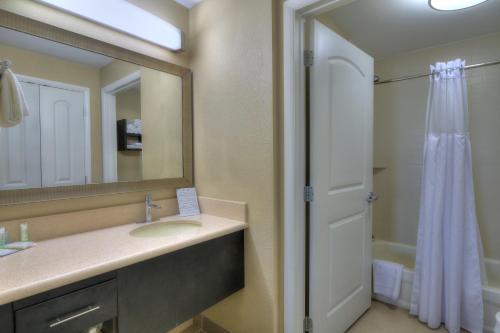 Staybridge Suites Knoxville West, an IHG Hotel in Knoxville, USA