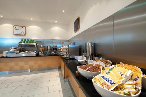 Food and beverages, Holiday Inn Express Newcastle City Centre in City Center and Grainger Town