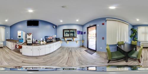 Food and beverages, Palace Inn Airport in Houston (TX)