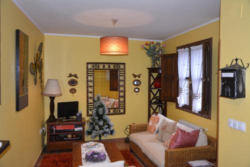 Apartamentos Rurales Piedrafita - image 6
