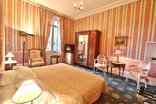 Belle-Isle sur Risle - Chateau Hotel & Spa - Tap to explore photos