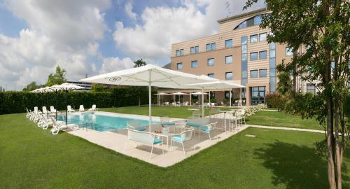 Úszómedence, Hotel Omnia in Noventa Di Piave