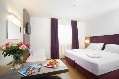 Hotel Omnia Room Type - Triple Room
