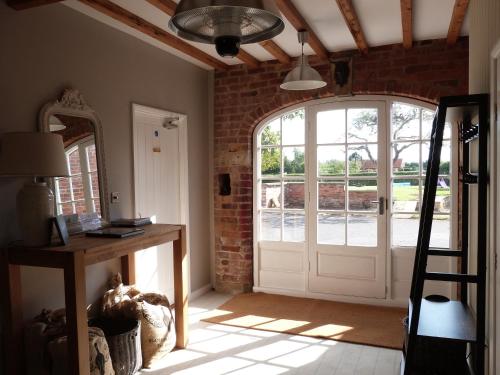 The Barn, Boutique Self-Catering Apartment - Belvoir Suite