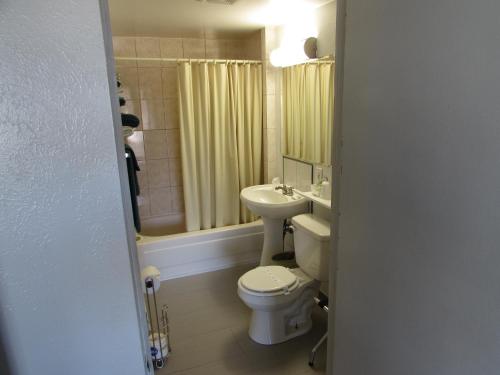 Mel Haven Motel - image 7