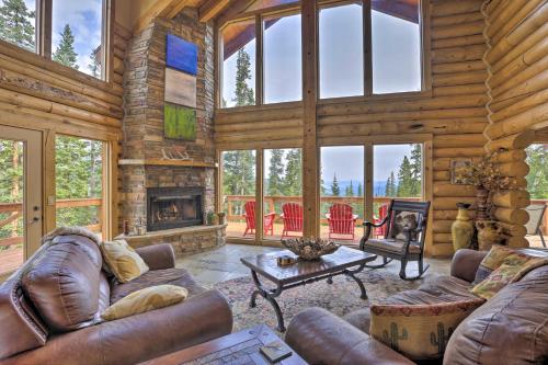 Rustic Breckenridge Escape with Hot Tub and MTN Views! Breckenridge