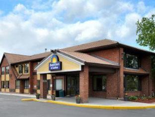 Days Inn by Wyndham Utica