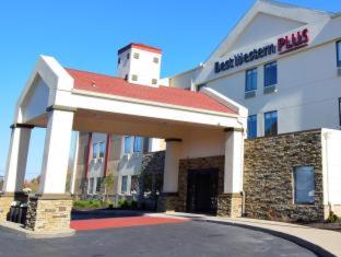 Best Western Plus Lee's Summit Hotel & Suites