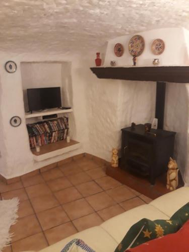 The Welcome Cave in Freila