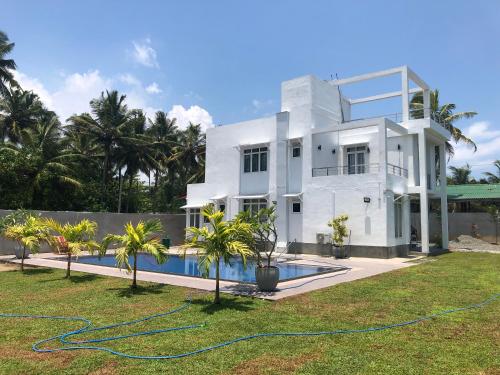 Canela Villa