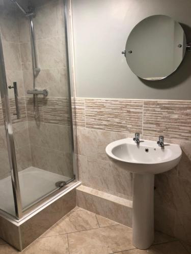 Grill House Inn - image 4