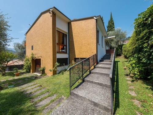 Esterno, Detached villa with garden a short distance from the lake in Sale Marasino
