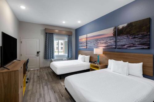 Days Inn & Suites by Wyndham Downtown/University of Houston - image 14
