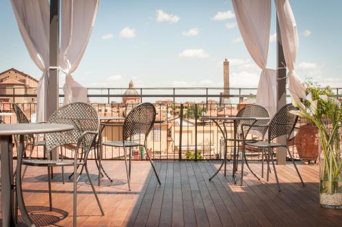Hotel Touring, Bolonia