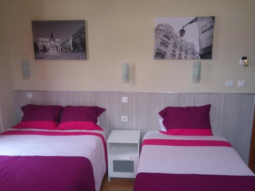 Double Room image 5