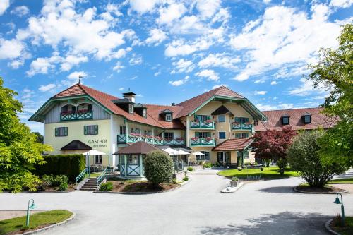 Landhotel Drei Eichen - Hotel - Eugendorf