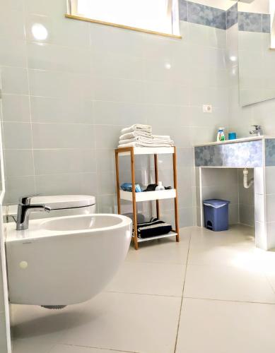 Hello B&B – Aci Trezza, CA