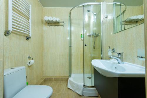 M-Otel'