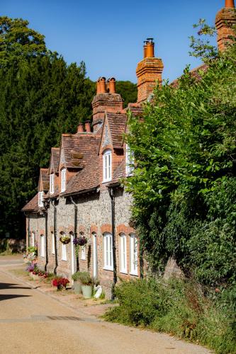 The Stag and Huntsman at Hambleden