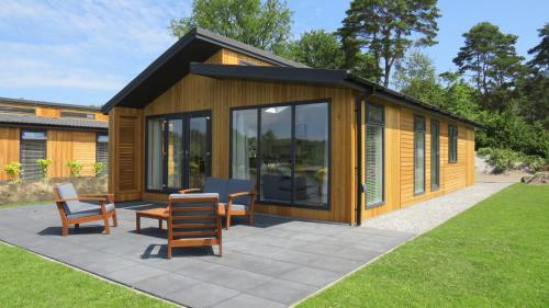 3 bedrooms, 4 beds