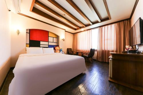 room detail thumbnail 0