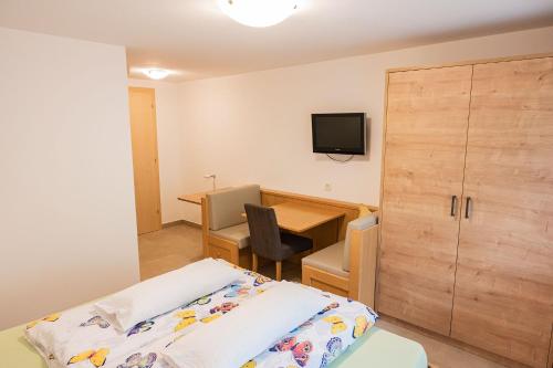 Garni Birkenau - main image