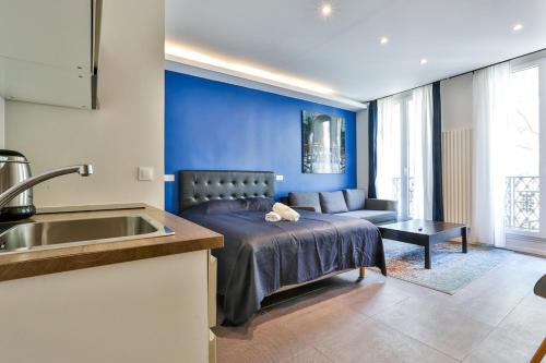 Guestroom, BLUE NIGHTS APPARTEMENTS 108 in 3rd - Temple - Republique