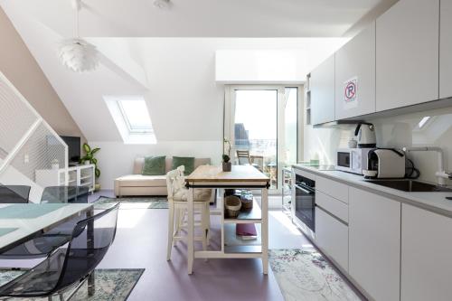 Julius 28 - Perfect Stay at Vienna's Central Charm, Wiedeń