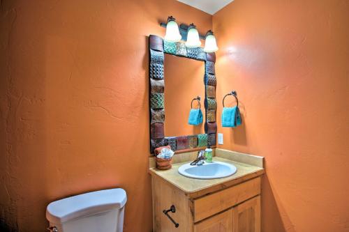 Modern Moab Townhome with Shared Pool and Hot Tub! - image 8