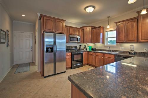 Hot Springs Condo Situated on Lake Hamilton! - image 3
