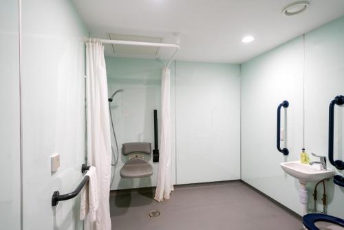 easyHotel Sheffield - image 13