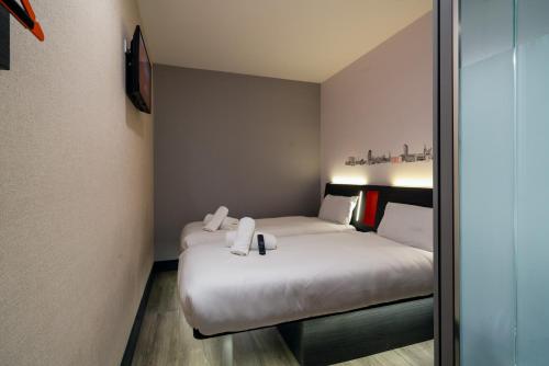 easyHotel Sheffield - image 2