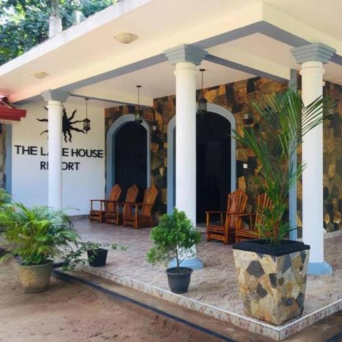 THE LAKE HOUSE RESORT HASALAKA