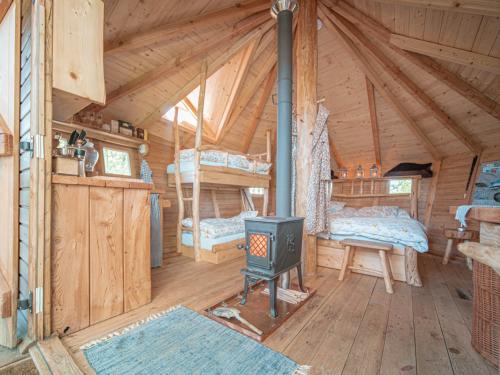 Treehous Sněžník s wellness (Treehous Sneznik s wellness) in Kraliky