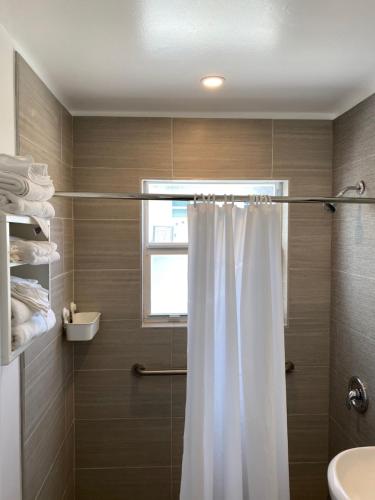 The Mariner Suites Hollywood - image 11