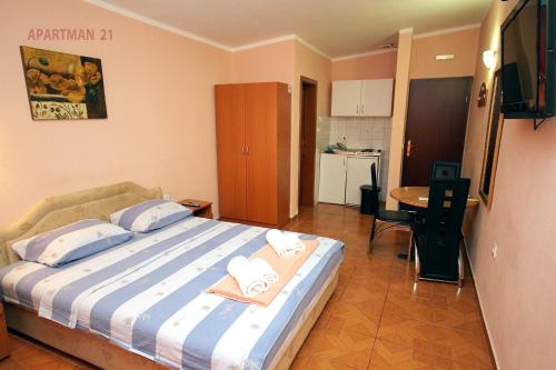 Apartments Kojic - image 6