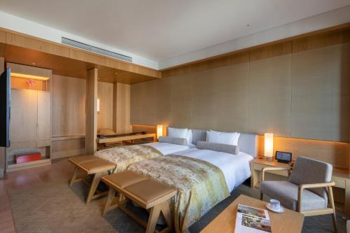 [Heritage] Twin Junior Suite with View Bath - Non-Smoking image 8