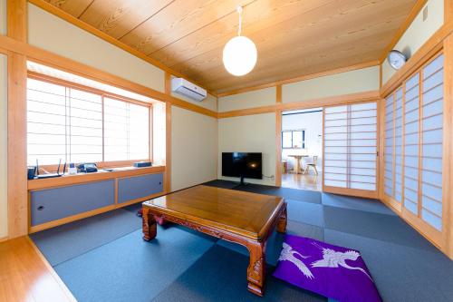 130平米 和モダン邸宅 非日常を愉しむ 最大20名宿泊可 iine
