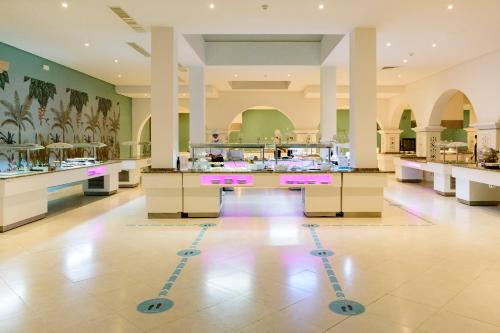 Restaurant, Occidental Sousse Marhaba in Sousse