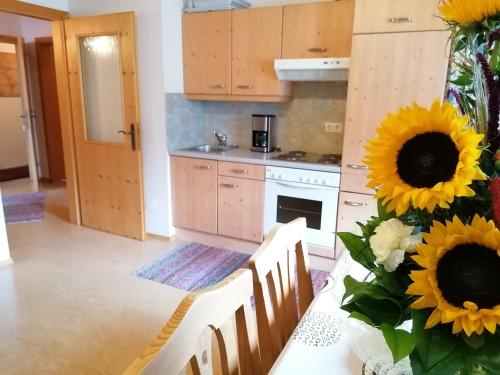 Konyha, Nikolaus und Evelyn Astner, Ferienwohnungen in Tropolach