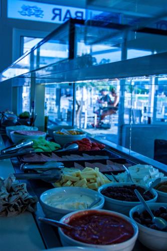 Sunshine Hotel Tigaki - image 11