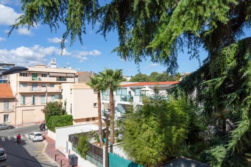 Atelier & Galerie in Канни